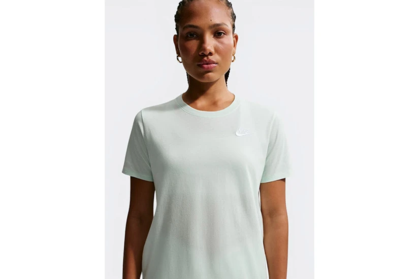 Nike Sportswear Club Essentials Γυναικείο Κοντομάνικο T-Shirt Μέντα