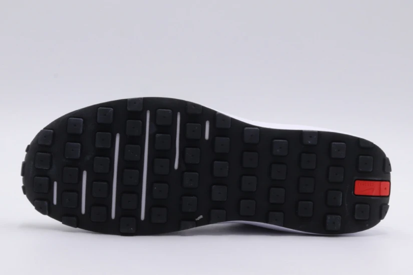 Nike Waffle One Ltr (DX9428 100)