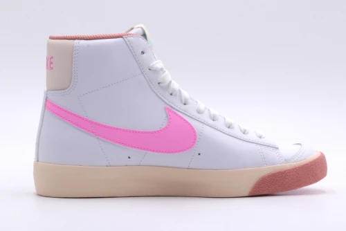 Nike Blazer Mid 77 Gs Sneakers (DZ2900 100)
