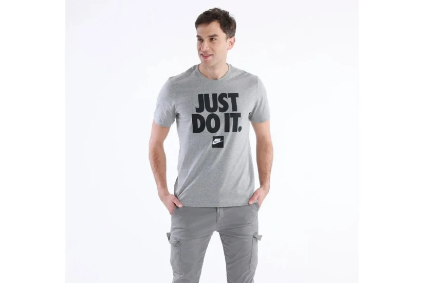 Nike Ανδρικό Κοντομάνικο T-Shirt Γκρι (DZ2989 063)