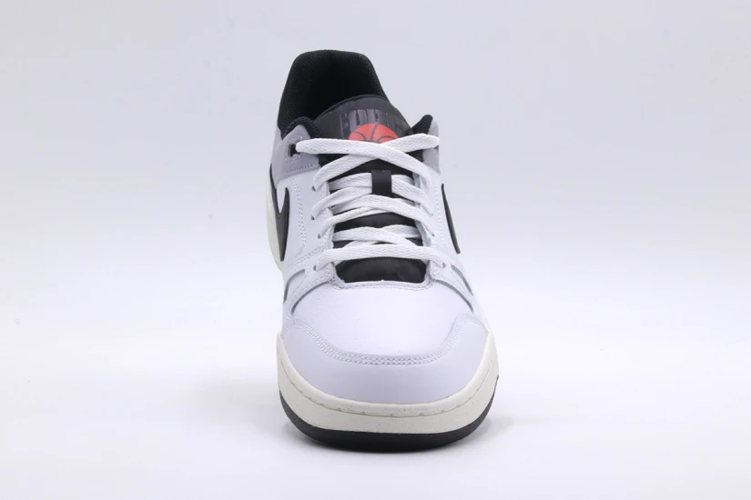 Δες τα ανδρικά Nike Full Force Χαμηλά Ανδρικά Sneakers για να κυκλοφορείς με στυλ σε κάθε σου στιγμή.