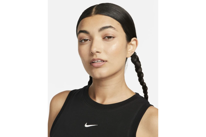 Nike Sportswear Chill Knit Γυναικείο Αμάνικο Crop Top Μαύρο