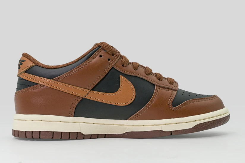 Nike Dunk Low Sneakers Μαύρα, Καφέ