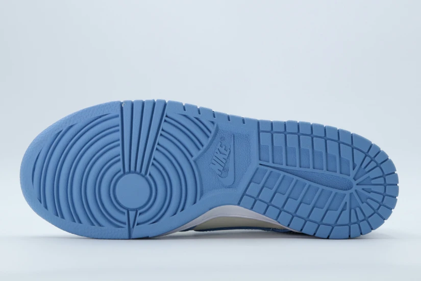 Nike Dunk Low Sneakers Σιέλ, Εκρού