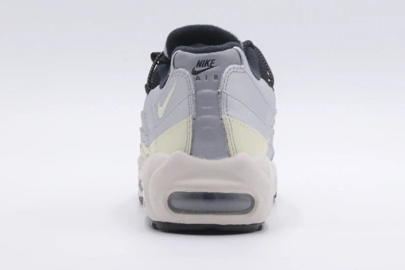 Nike Air Max 95 Γυναικεία Sneakers Ασημί, Μαύρα, Λευκά
