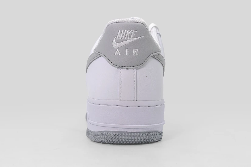 Nike Air Force 1 07 Lv8 Ανδρικά Sneakers Λευκά, Γκρι Ανοιχτό