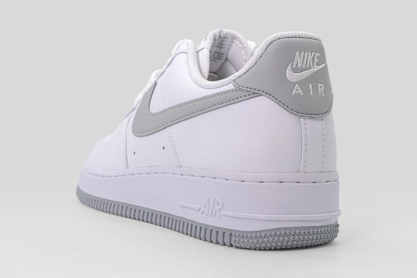 Nike Air Force 1 07 Lv8 Ανδρικά Sneakers Λευκά, Γκρι Ανοιχτό