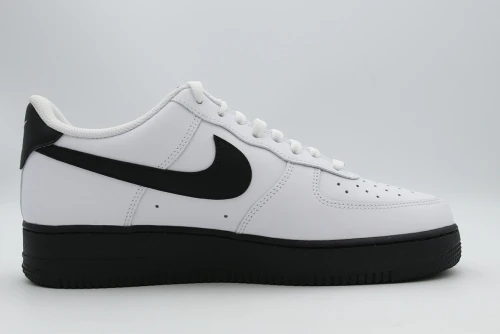 Nike Air Force 1 07 Sneakers (FJ4146 129)