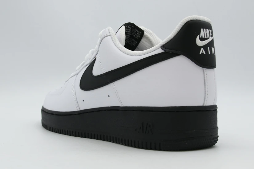 Nike Air Force 1 07 Ανδρικά Sneakers Λευκά, Μαύρα