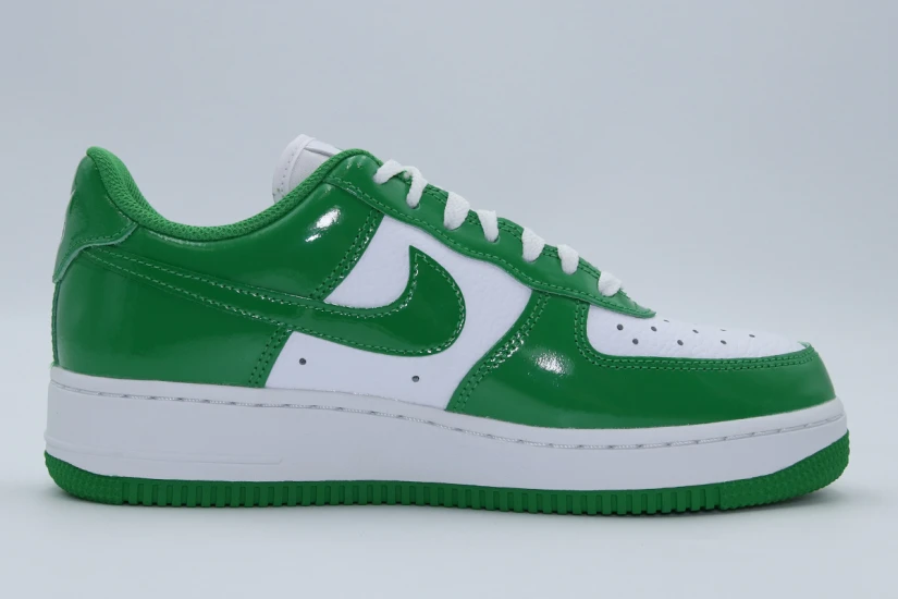 Nike Air Force 1 07 Unisex Sneakers Πράσινα, Λευκά