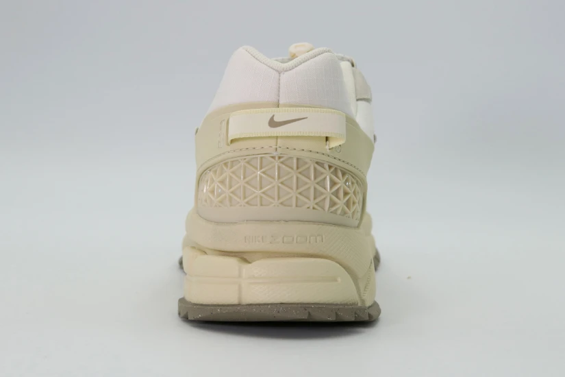 Nike Zoom Vomero Roam Winterized Ανδρικά Sneakers