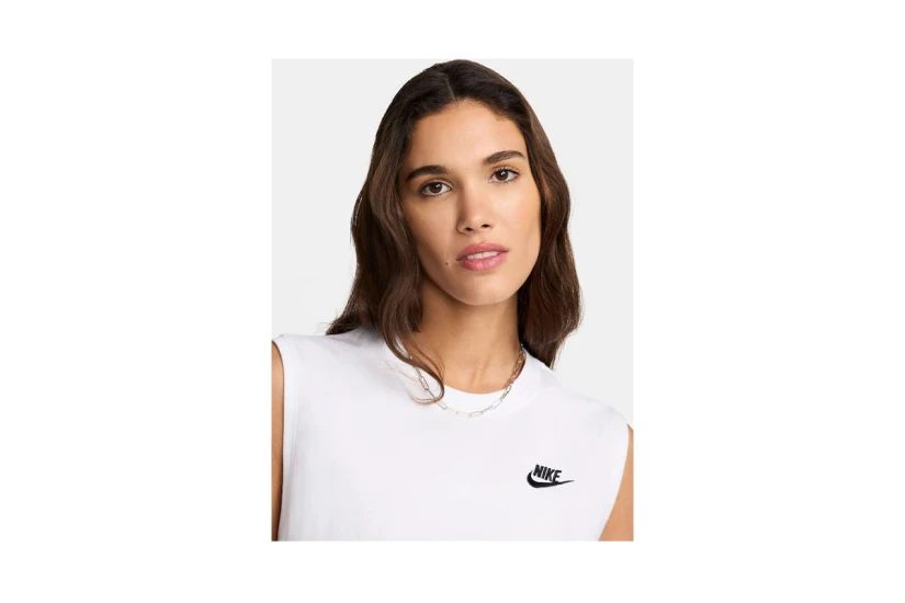 Nike Sportswear Club Γυναικεία Αμάνικη Crop Top Μπλούζα Λευκή