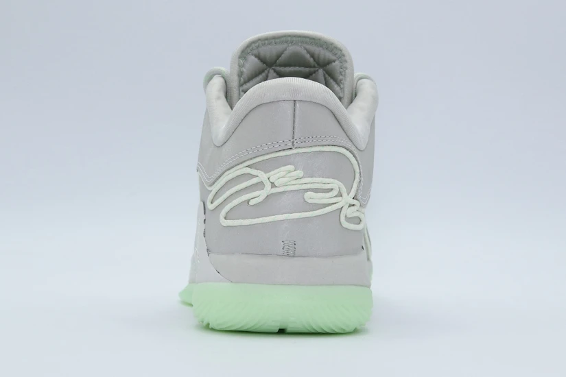 Nike LeBron XXII Ανδρικά Μπασκετικά Παπούτσια Γκρι Ανοιχτό, Φυστικί
