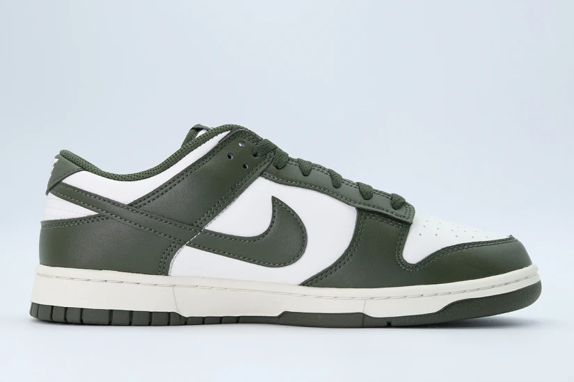Nike Dunk Low Retro Ανδρικά Sneakers