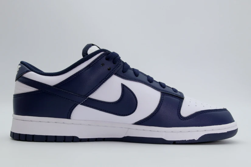 Nike Dunk Low Retro Ανδρικά Sneakers Λευκά, Μπλε Σκούρο