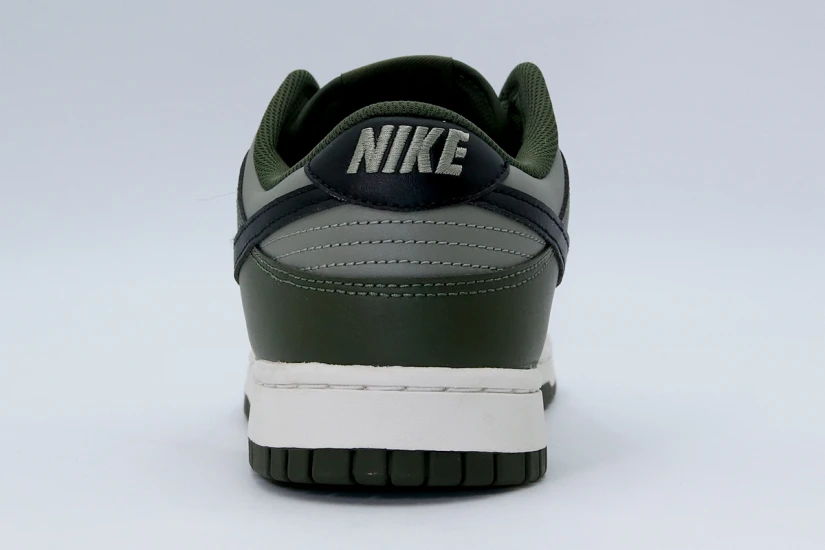 Nike Dunk Low Retro Ανδρικά Sneakers Χακί, Μαύρα, Λευκά