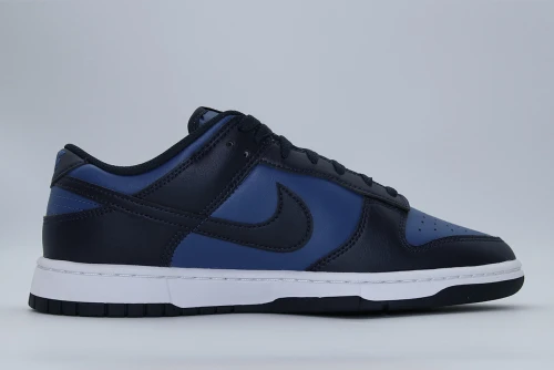 Nike Dunk Low Retro Sneakers (HF5441 402)