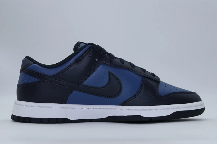 Nike Dunk Low Retro Ανδρικά Sneakers Μπλε Σκούρο, Μπλε, Λευκά