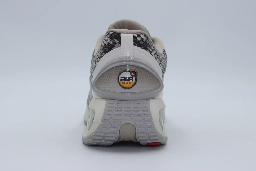 Nike Air Max Dn Premium Sneakers Μπεζ, Μαύρα