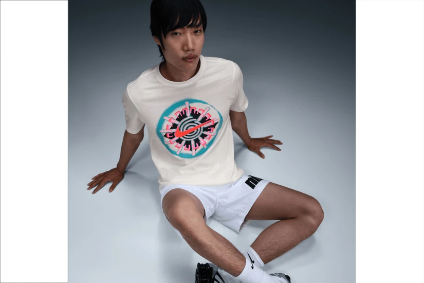 Nike Sportswear Ανδρικό Κοντομάνικο T-Shirt Εκρού
