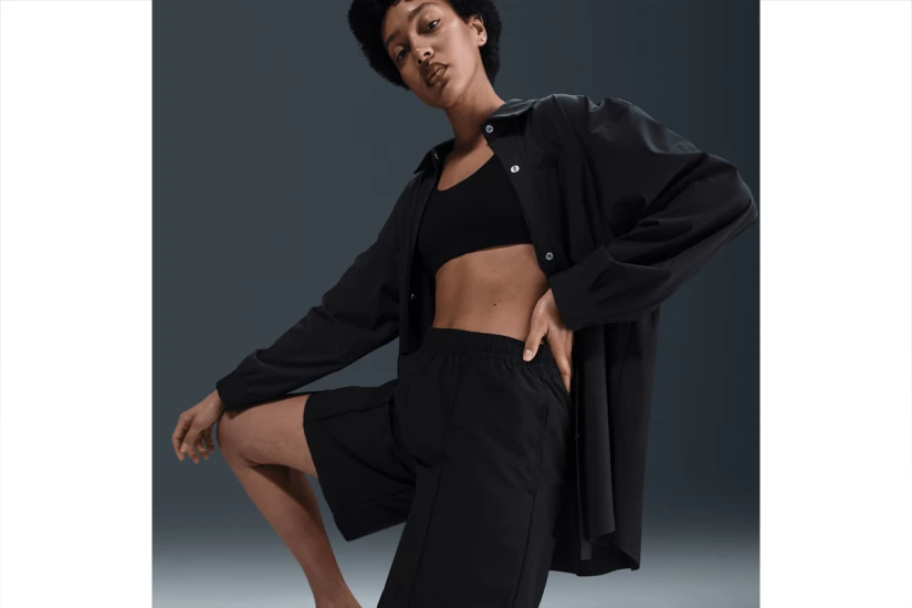 Nike Sportswear Everything Wovens Γυναικεία Αθλητική Βερμούδα Μαύρη