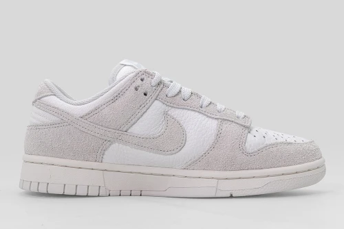 Nike Dunk Low Sneakers (HJ5777 100)