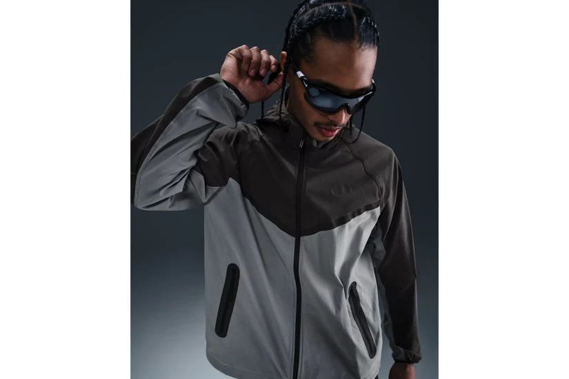 Nike Tech Woven Windbreaker Ανδρικό Αντιανεμικό Μπουφάν με Κουκούλα