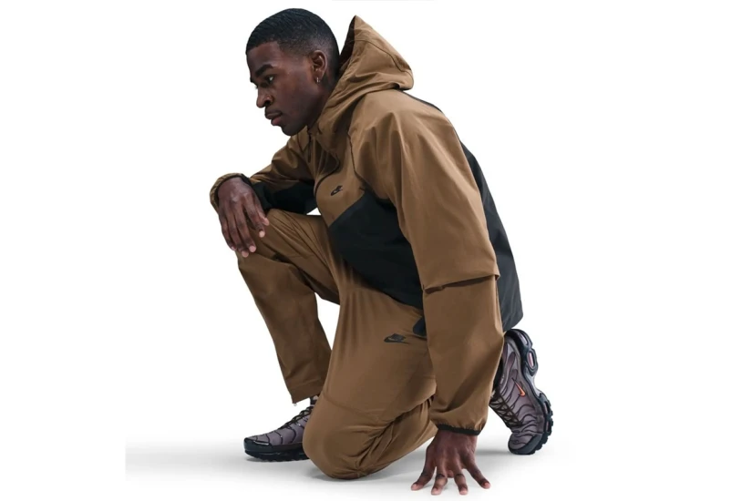 Nike Tech Ανδρικό Παντελόνι Φόρμας Καφέ, Μαύρο