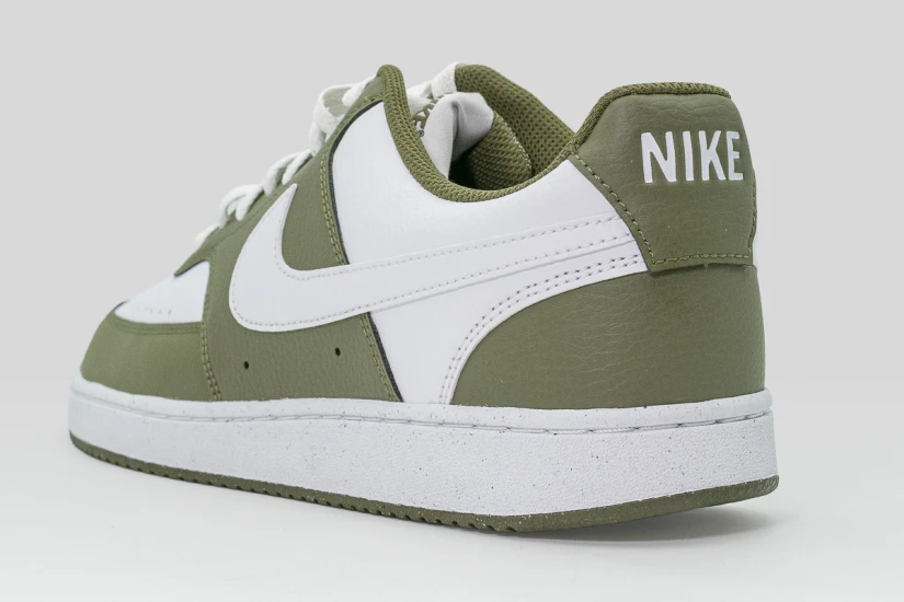 Nike Court Vision Low Ανδρικά Sneakers Λευκά, Λαδί