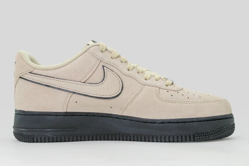 Nike Air Force 1 07 Lv8 Sneakers (HQ1966 200)