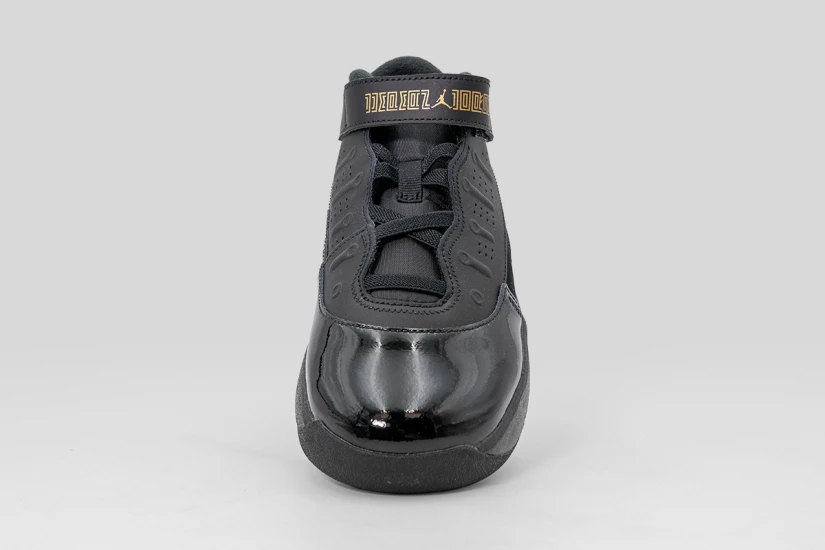 Jordan Max Aura 7 Παιδικά Sneakers Μαύρα, Χρυσά