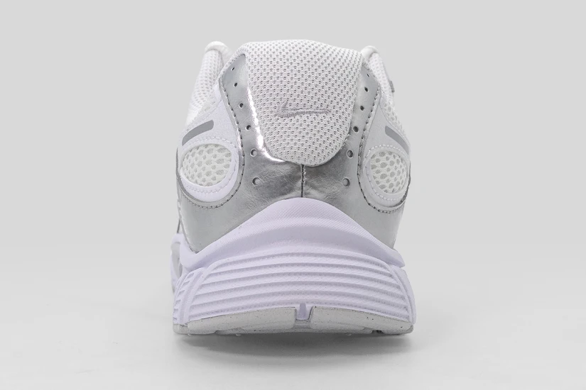 Nike V5 RNR Sneakers Λευκά, Ασημί, Εκρού