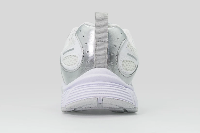 Nike V5 RNR Παιδικά Sneakers Λευκά, Ασημί
