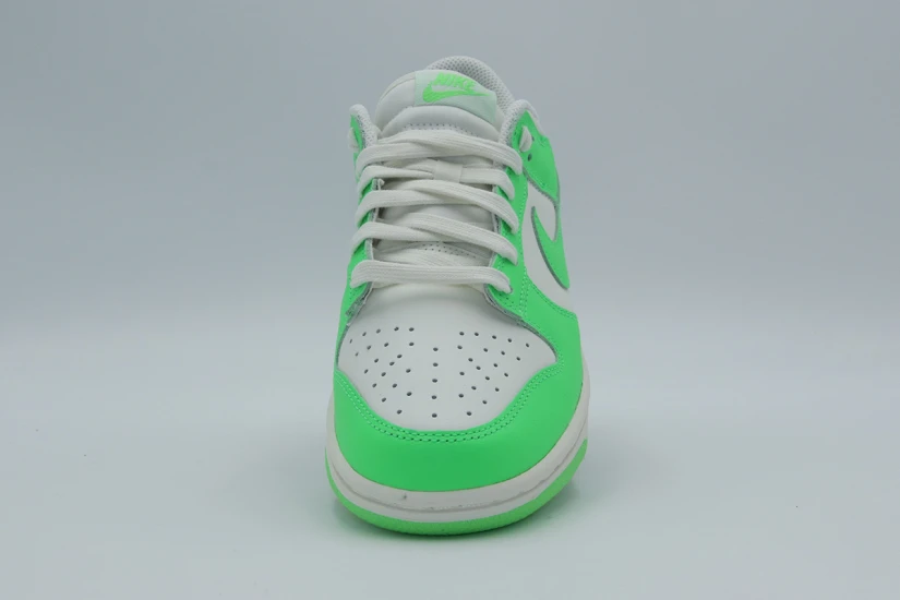 Nike Dunk Low Green Strike Sneakers Λευκά, Λαχανί