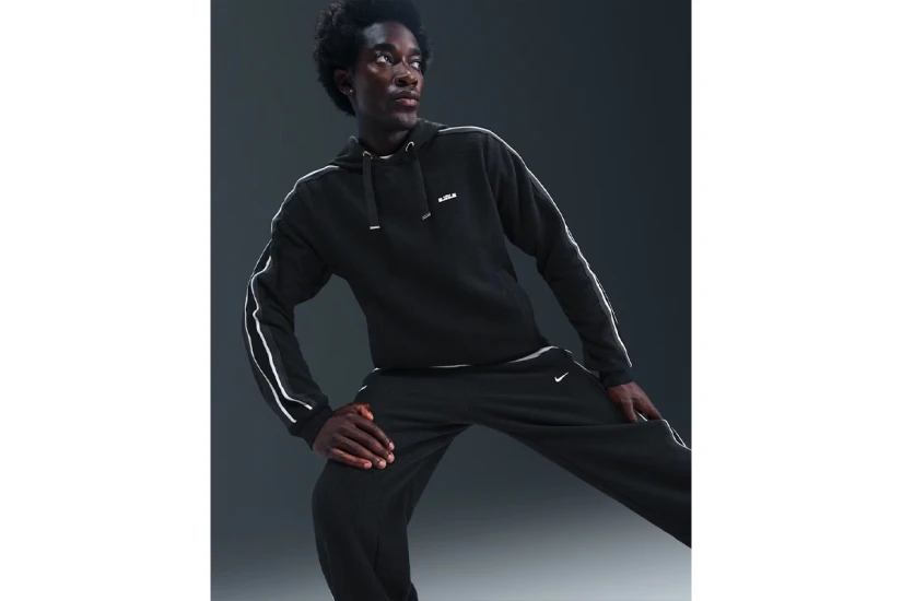 Nike LeBron Standard Issue Therma-Fit Ανδρικό Φούτερ με Κουκούλα Μαύρο
