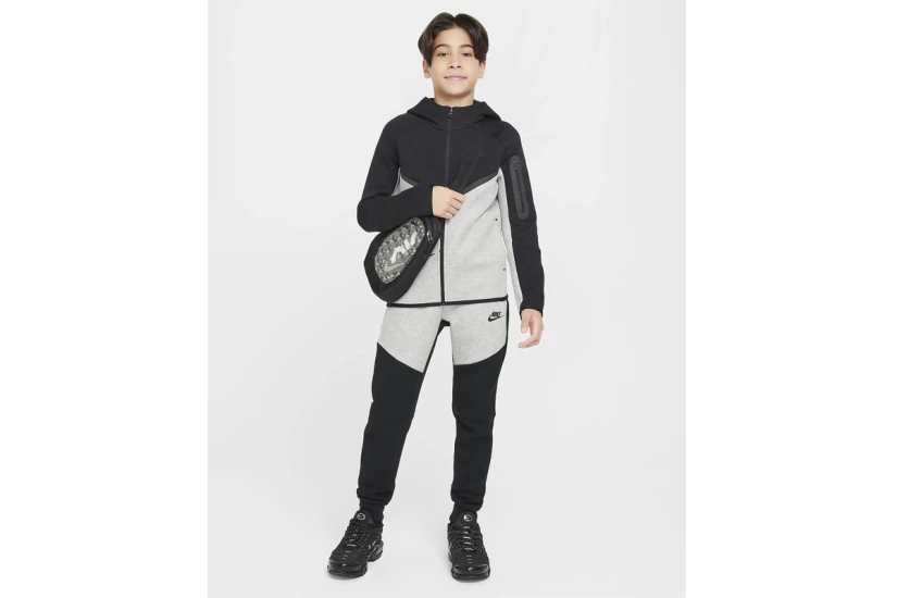 Nike Sportswear Tech Fleece Παιδική Ζακέτα με Κουκούλα Γκρι, Μαύρη