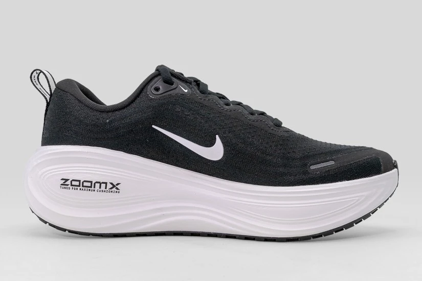 Nike Vomero Plus Αθλητικά Παπούτσια για Τρέξιμο Μαύρα, Λευκά