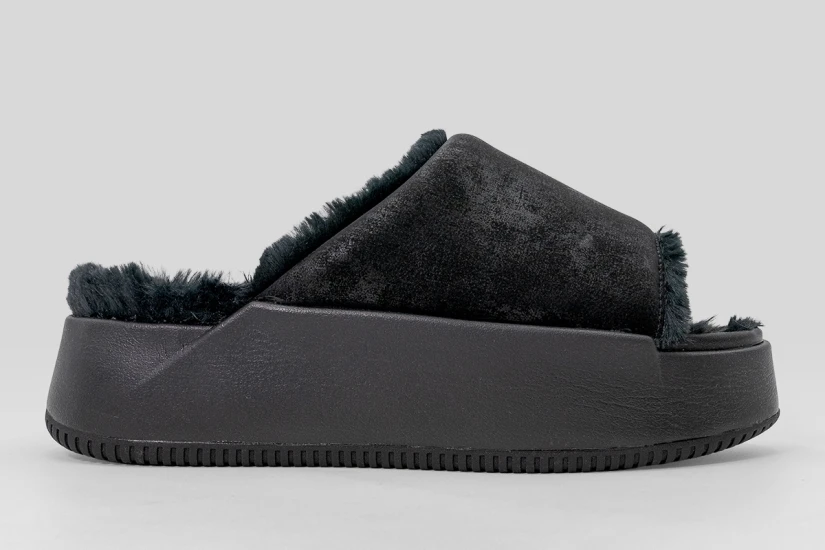 Nike Calm Elevation Fur Γυναικείες Παντόφλες Μαύρες