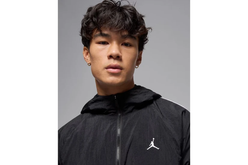 Jordan Sport Classic Ανδρικό Ελαφρύ Μπουφάν με Κουκούλα Μαύρο