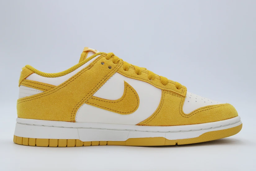 Nike Dunk Low Sneakers Λευκά, Μουσταρδί
