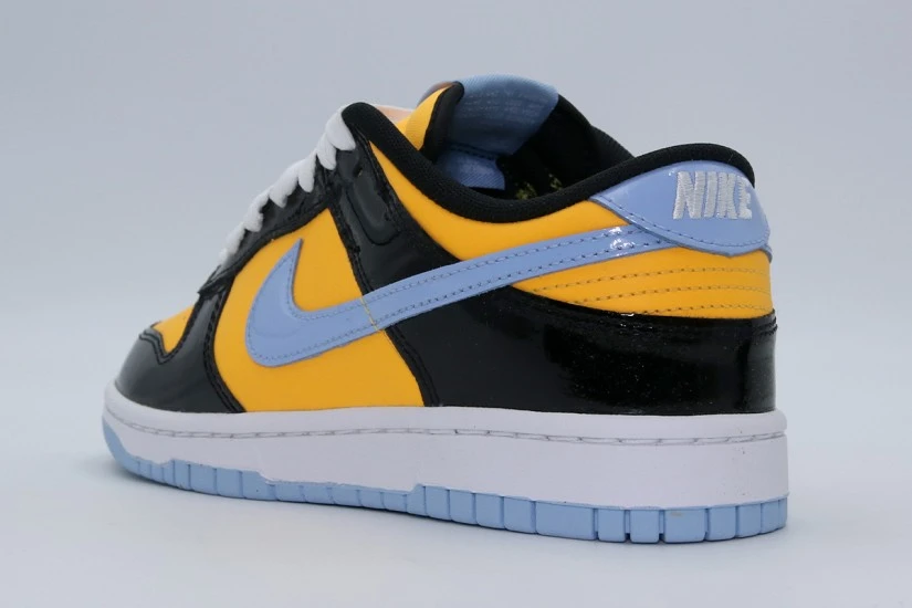 Nike Dunk Low Retro Special Edition Unisex Sneakers