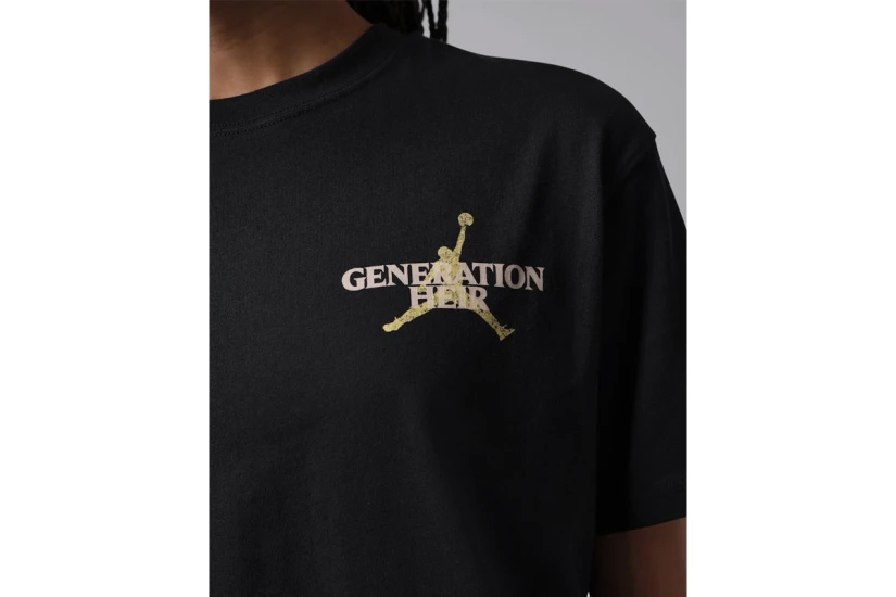 Jordan Sport Dri-FIT Graphic Γυναικείο Κοντομάνικο T-Shirt Μαύρο, Χρυσό