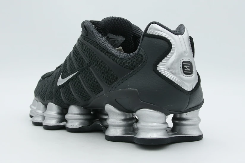 Nike Shox TL Γυναικεία Sneakers Μαύρα, Ασημί