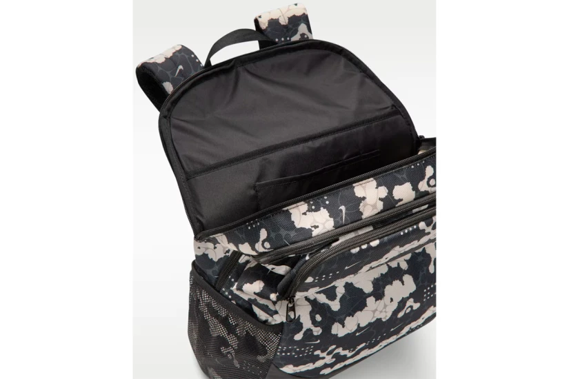 Nike Brasilia Backpack Μαύρο, Λευκό 24L