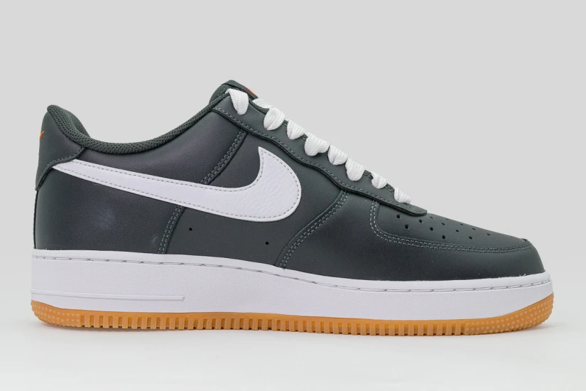 Nike Air Force 1 07 Lv8 Ανδρικά Sneakers Ανθρακί, Λευκά, Καφέ