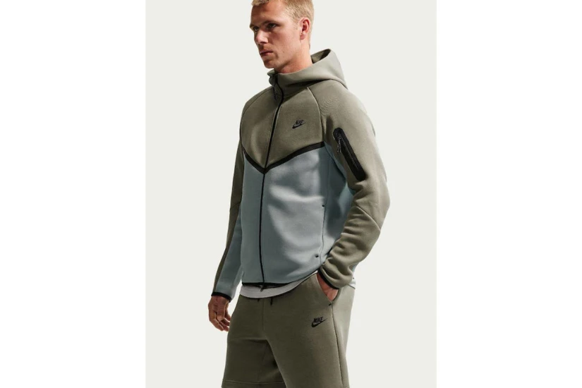 Nike Tech Fleece Ανδρική Αθλητική Βερμούδα Λαδί