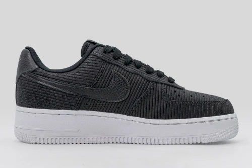 Nike Air Force 1 07 Sneakers (IM6533 002)