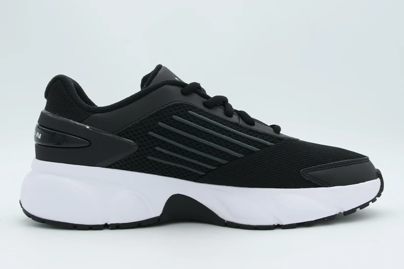Jordan Trunner Flow Γυναικεία Sneakers Μαύρα, Λευκά