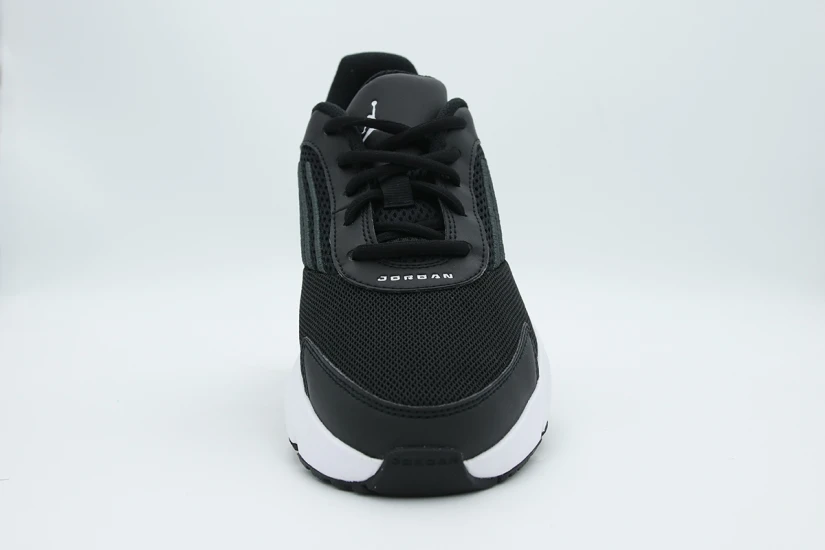 Jordan Trunner Flow Γυναικεία Sneakers Μαύρα, Λευκά