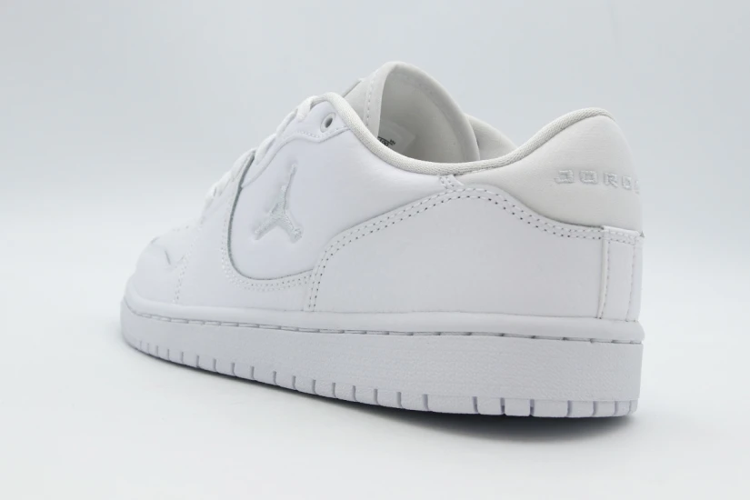 Jordan Court Connect Low Sneakers (IQ6016 100)